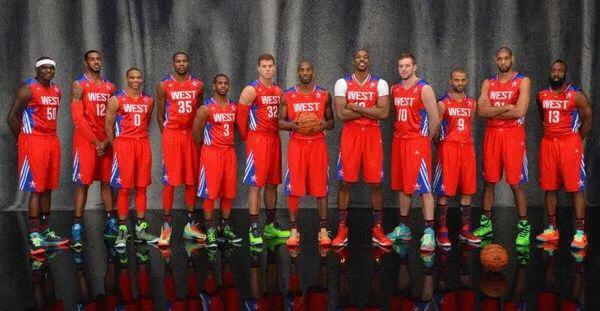 直播体育球员：实时聚焦：体育明星在线直播精彩瞬间